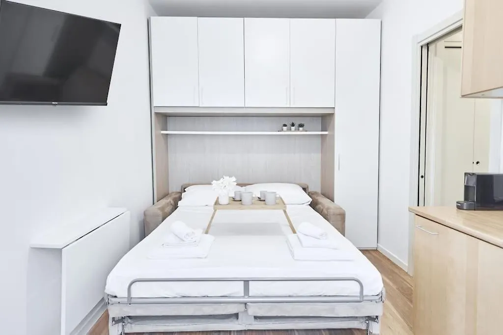 Easylife - Studio A Few Minutes From Cadorna Fs location